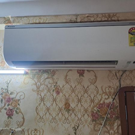 Narmada Guest House Indore Esterno foto