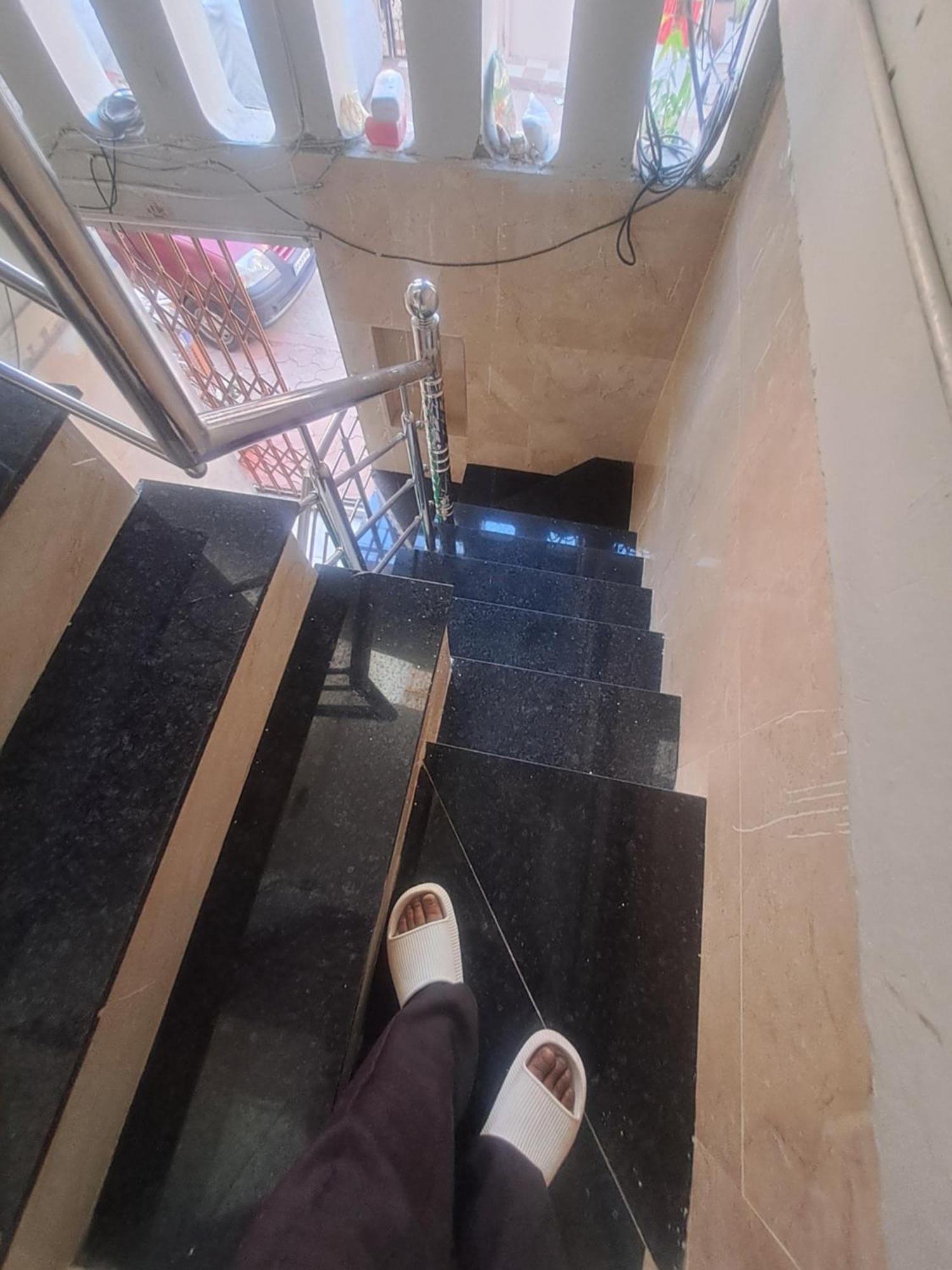 Narmada Guest House Indore Esterno foto